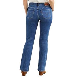NWT Levi's 515 Misses Nouveau Boot Cut Stretch Low Rise Slim Fit Sz. 8 Medium